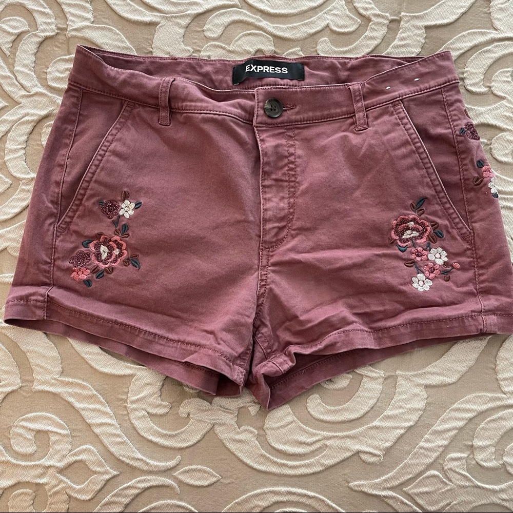 Express Midrise Pink Shorts - Picture 1 of 9
